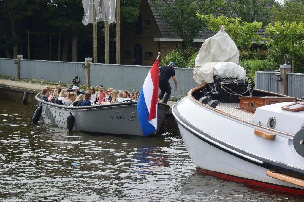 Fertigmachen zur Samstagsbootsfahrt