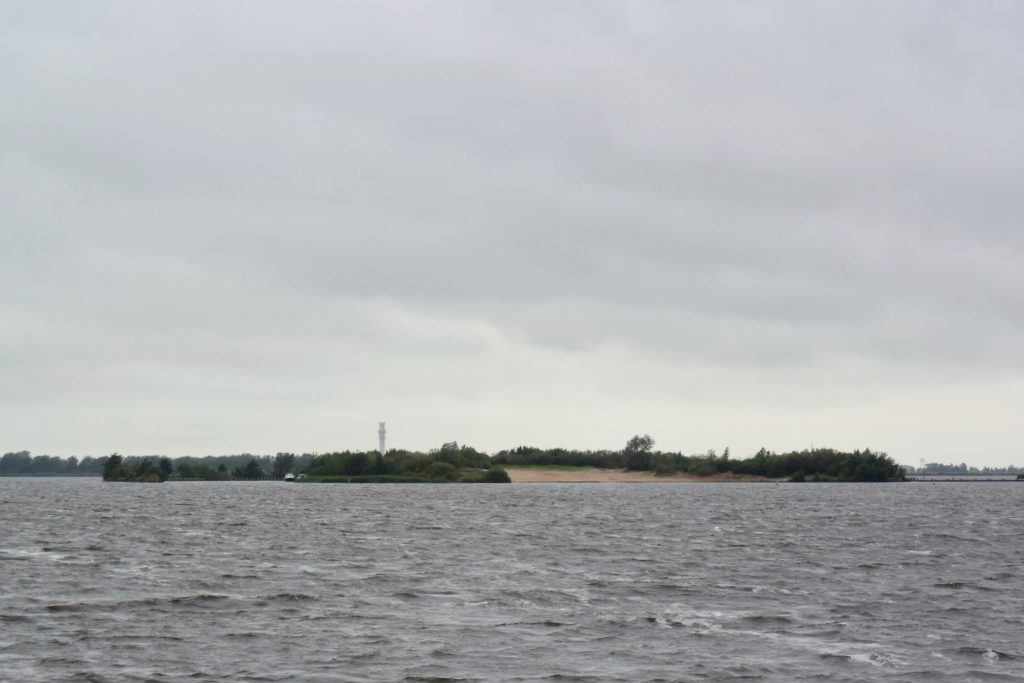 Grau in grau. Juni 2018