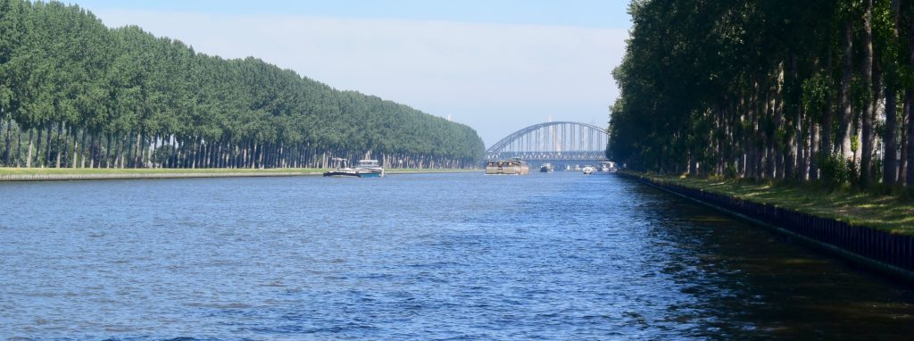 Und fahren den letzten Rest auf dem A/R Kanaal