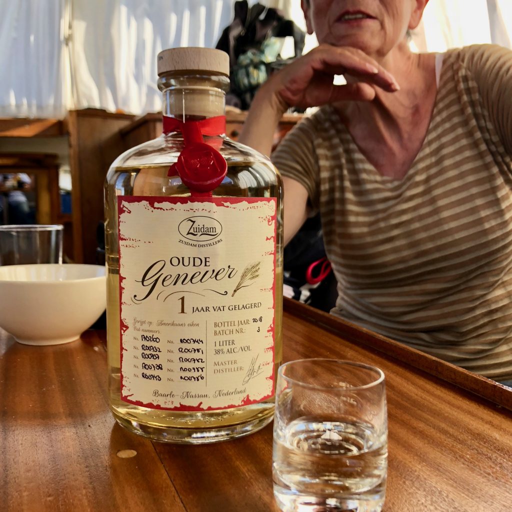 Der Schnapsvorrat wurde aufgefüllt