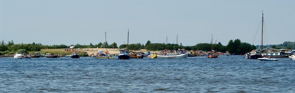 Der gleiche Blick bei schönem Wetter im Juli (Foto 2006)