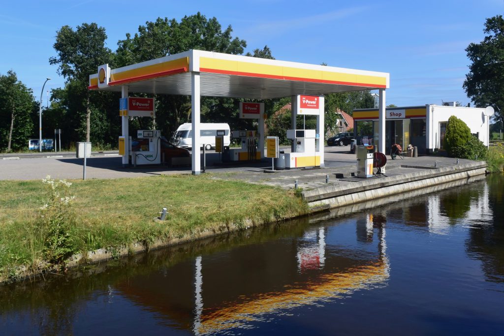Wassertankstelle zum Straßenpreis. Aber wir brauchen derzeit kein Diesel