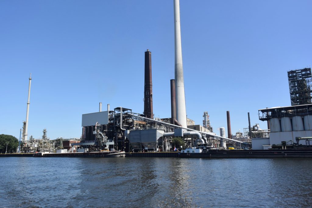 Einige größere Industriehäfen