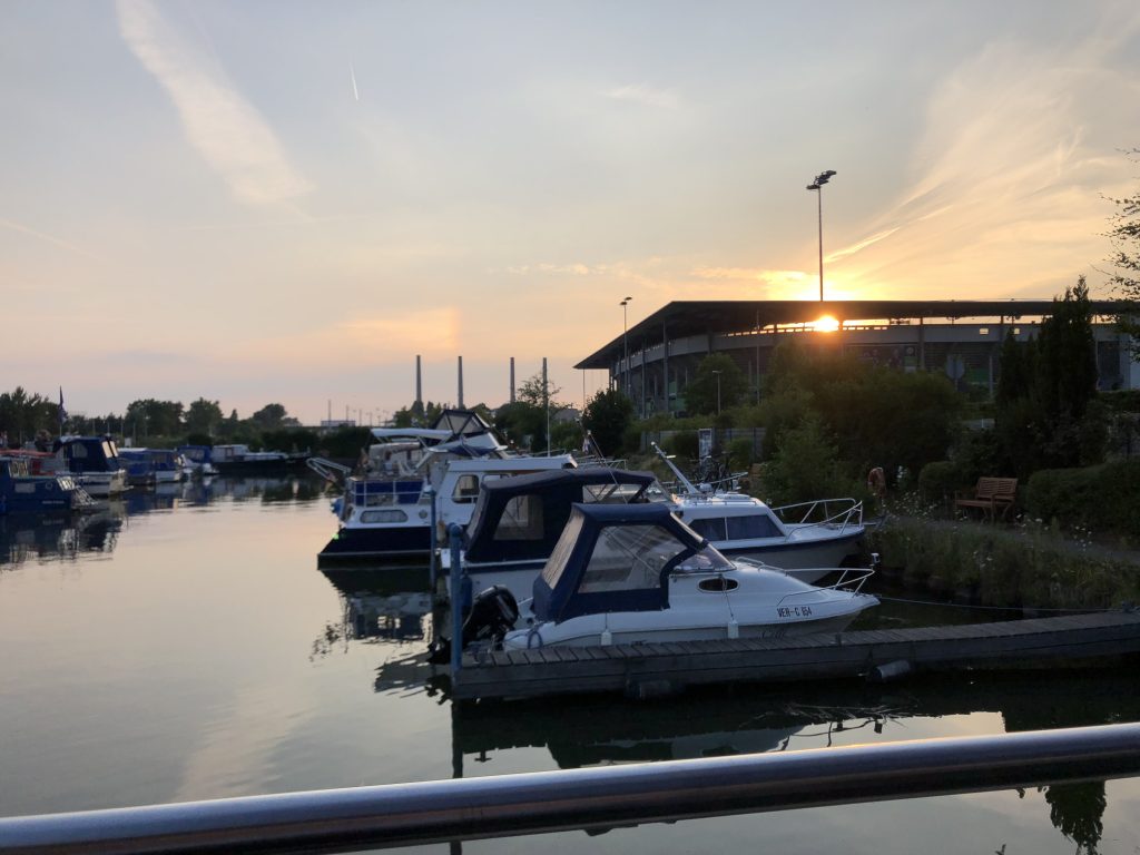 Wer geht hier unter? Die Sonne oder der VFL?