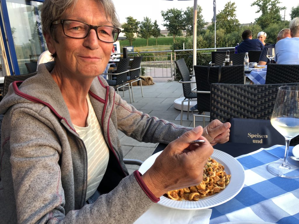 Abendessen beim Hafen-Italiener