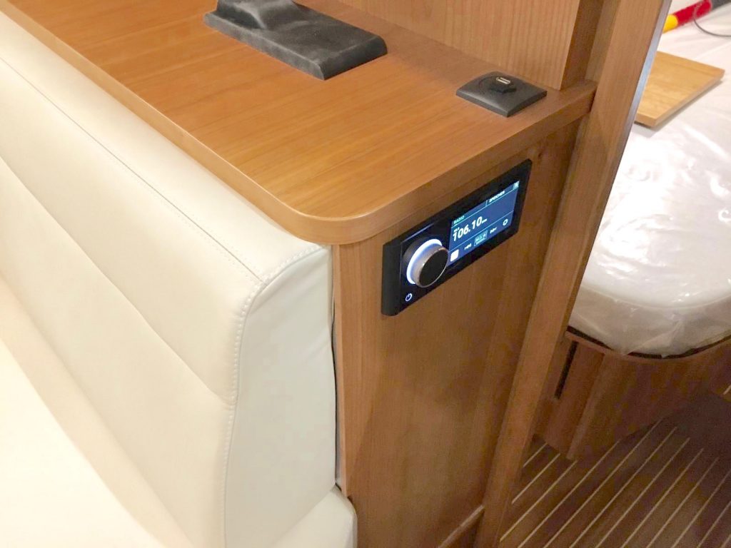 Mit im Paket: das neue Fusion Marineradio