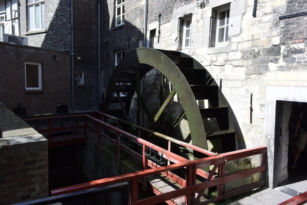 Bisschopsmolen, Wassermühle aus dem 11. Jh. im idyllischen Jekerkwartier