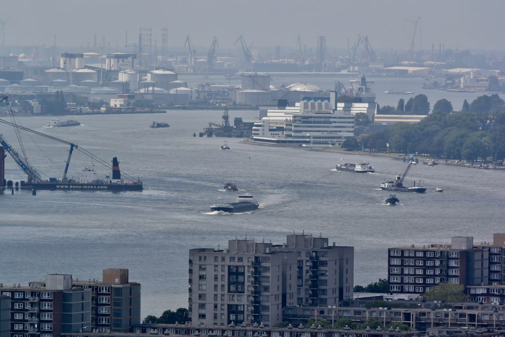 Blick nach Westen zum Hafen