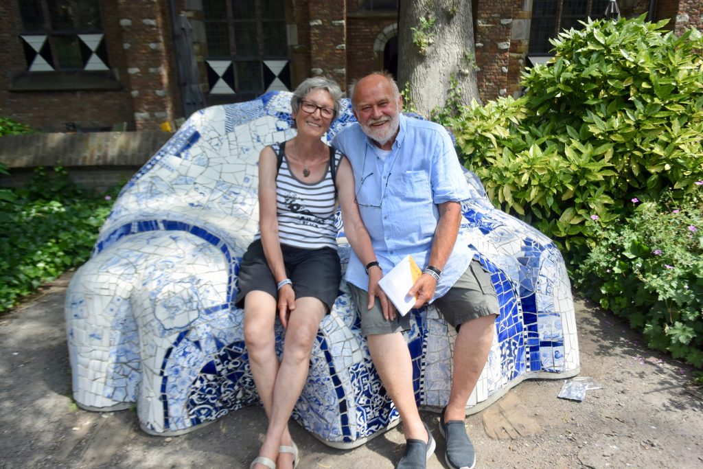 Können wir ja auch mal im RIC88-Hofgarten aufstellen