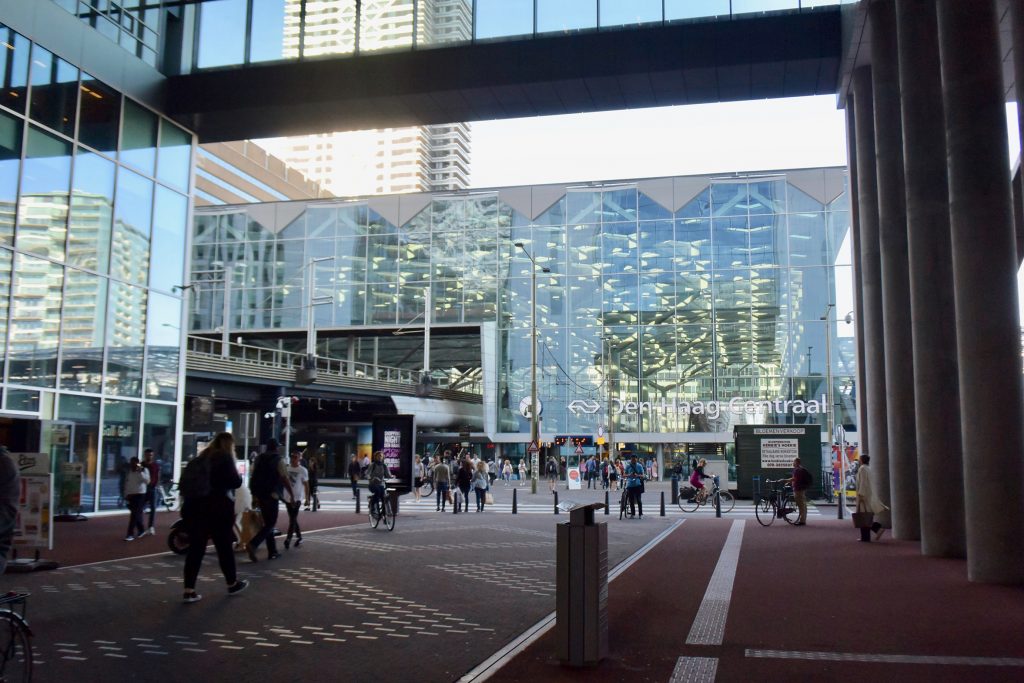 Der Bahnhof macht Eindruck