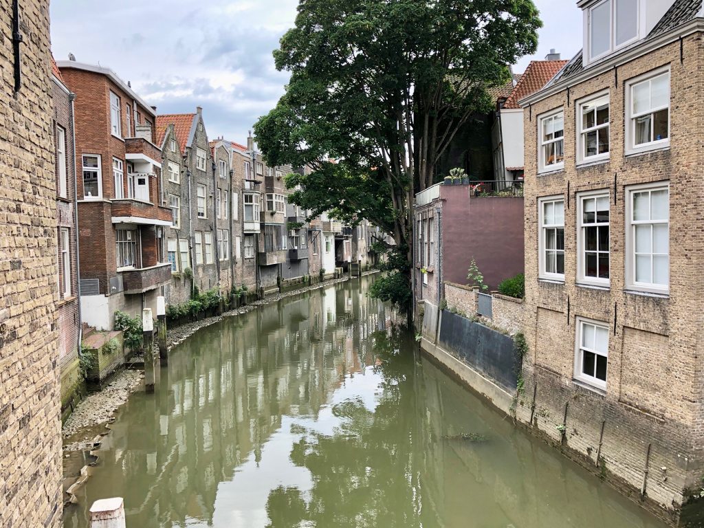 Die Grachten von Dordrecht ...