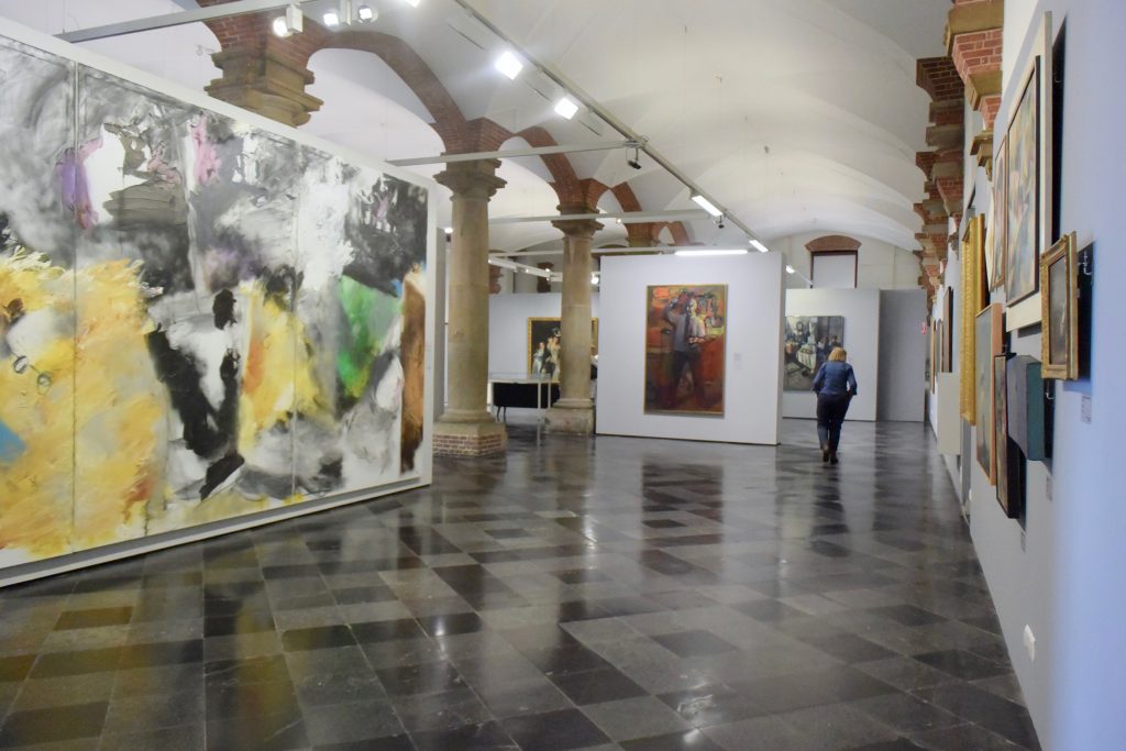 Ausgangspunkt der Ausstellung sind die niederländischen Impressionisten, darunter alte Meister wie Isaac Israëls und Thérèse Schwartze