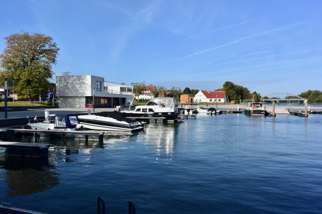 Weite Sicht nach Westen, der alte Speicher ist weg