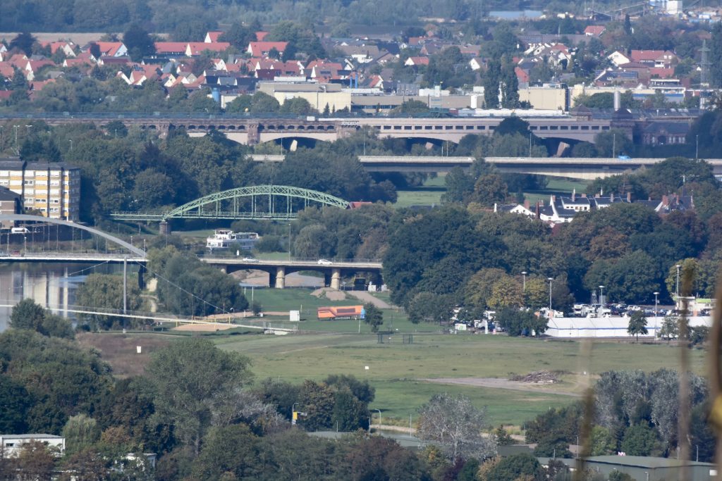 ... ebenso die Weserüberfahrung des MLK