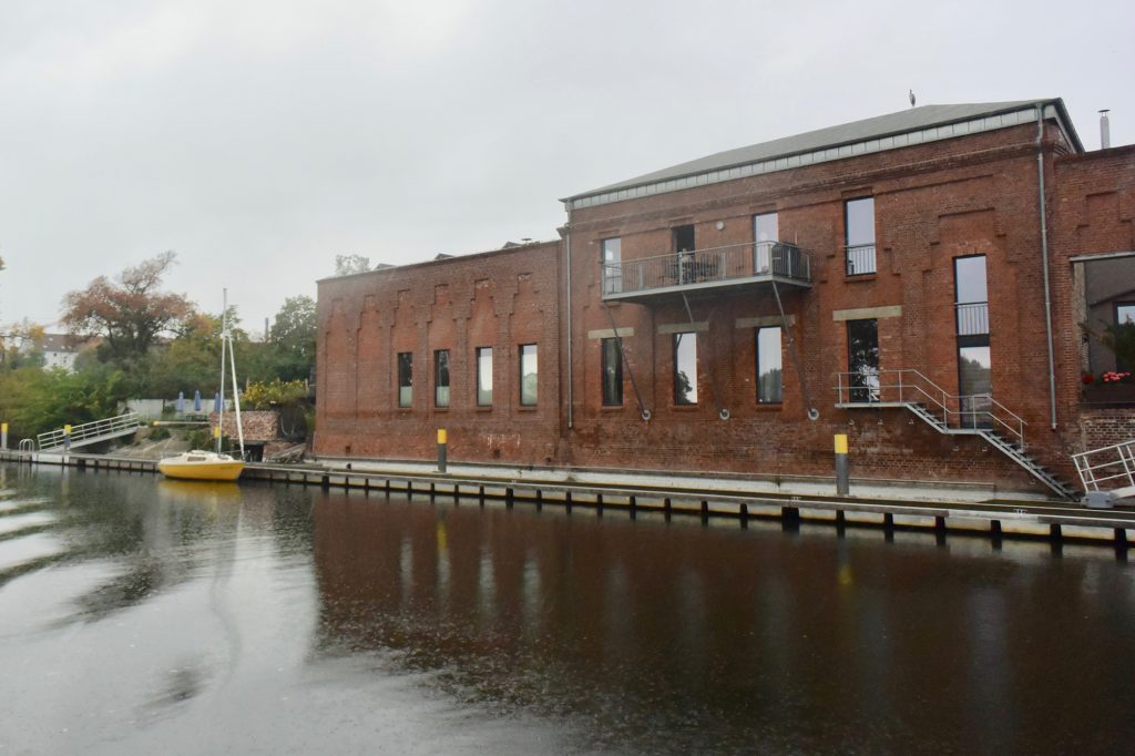 Das Wetter ist schon den ganzen Tag regnerisch