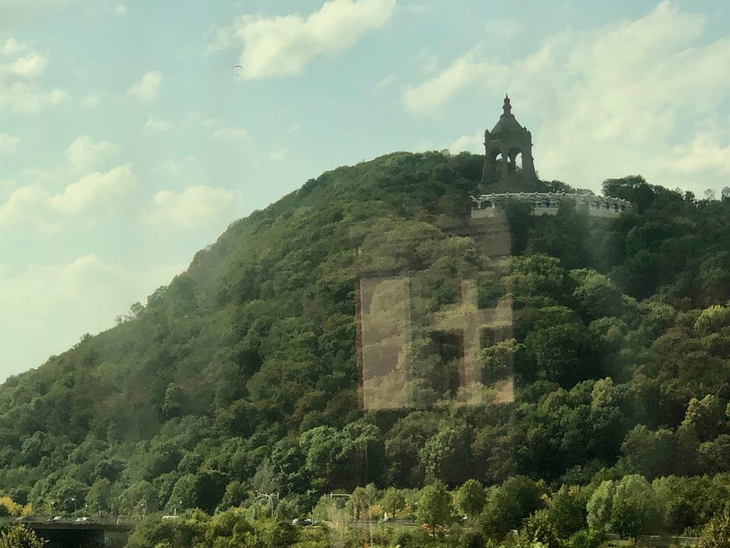 Mal wieder am Kaiser-Wilhelm-Denkmal an der Porta Westfalica vorbei