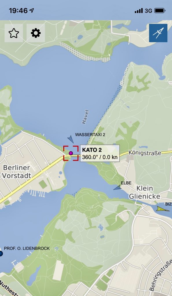 Unser Liegeplatz an der Glienicker Brücke